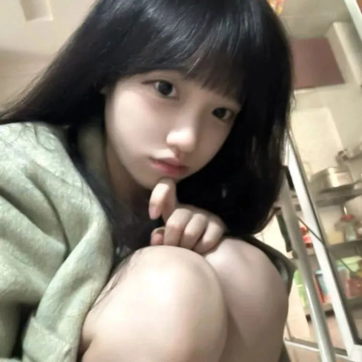 麻辣老师1这个女生有点冷